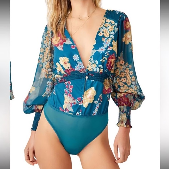 Free People Tops - NWOT Free People Wanderlust Floral Bodysuit in Teal